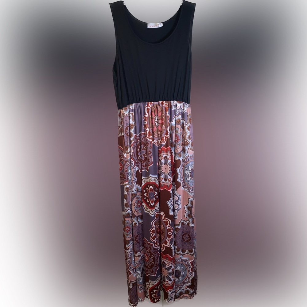 Long summer MOKINGTOP maxi dress. size Large.